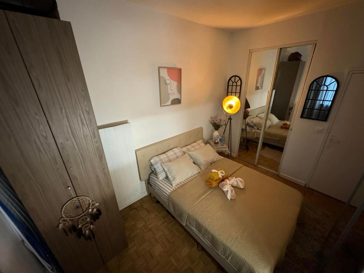 Near Castle Of Versailles Cozy Room With Breakfast And Parking Εξωτερικό φωτογραφία
