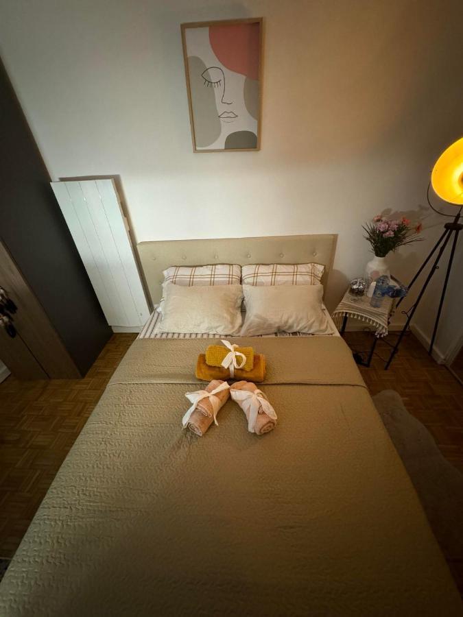 Near Castle Of Versailles Cozy Room With Breakfast And Parking Εξωτερικό φωτογραφία