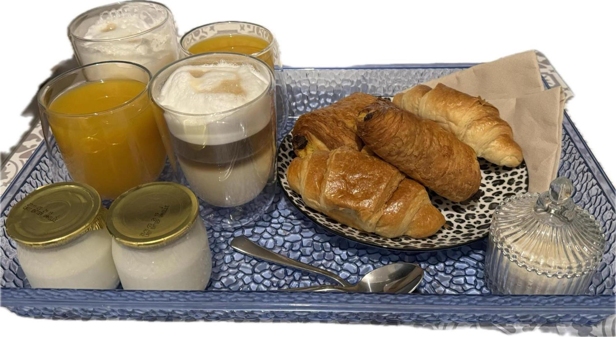 Near Castle Of Versailles Cozy Room With Breakfast And Parking Εξωτερικό φωτογραφία
