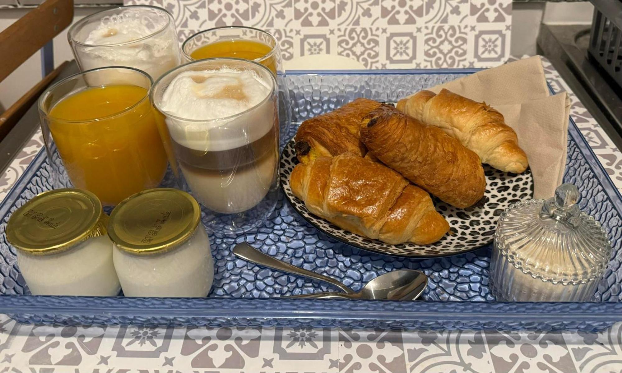 Near Castle Of Versailles Cozy Room With Breakfast And Parking Εξωτερικό φωτογραφία